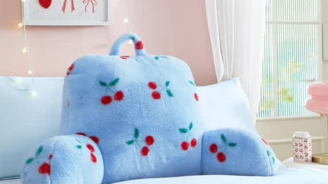 Transform Your Dorm Room into a Stylish Sanctuary on a Budget