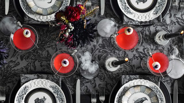Transforming Traditions: French Toile Meets Modern Chic for Summer 2023