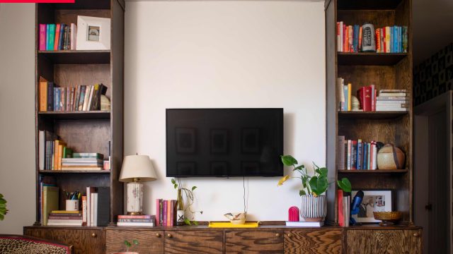 Transforming Spaces: Affordable Design Tips for Modern Living Rooms