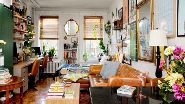 How to Optimize Small Guest Rooms for Comfort and Style